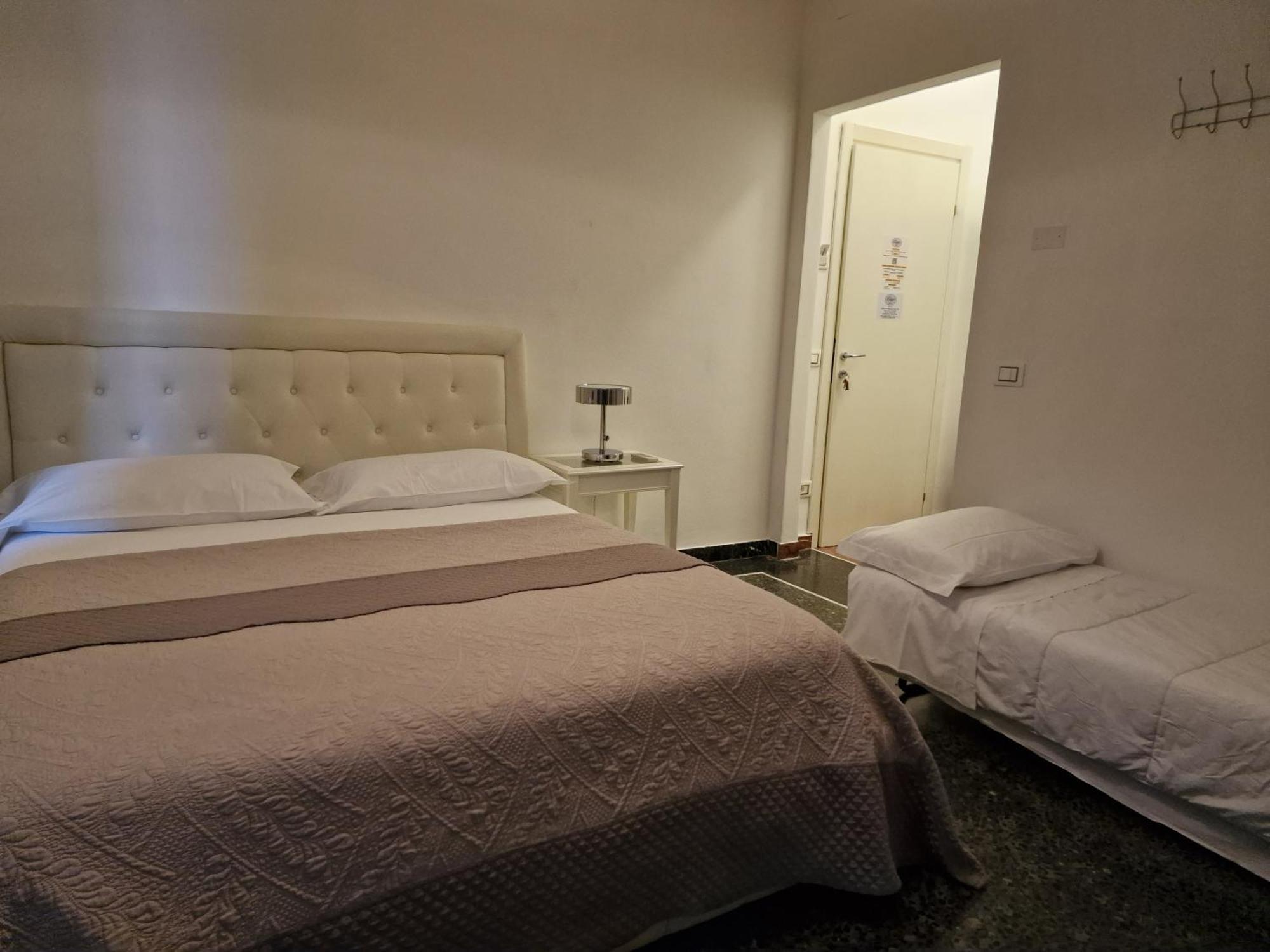 Bed and Breakfast Le Logge Pisa Exterior foto