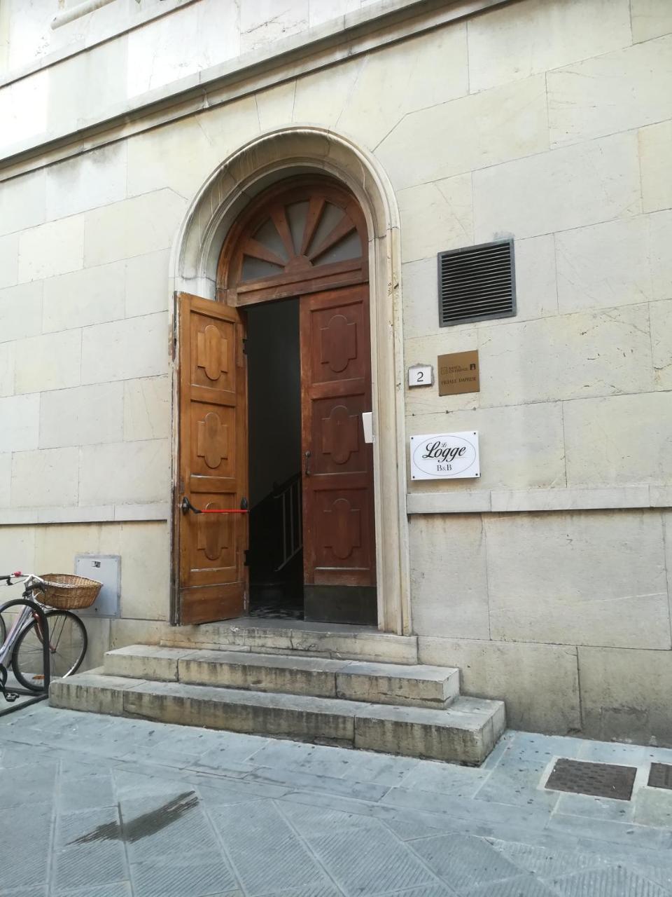 Bed and Breakfast Le Logge Pisa Exterior foto