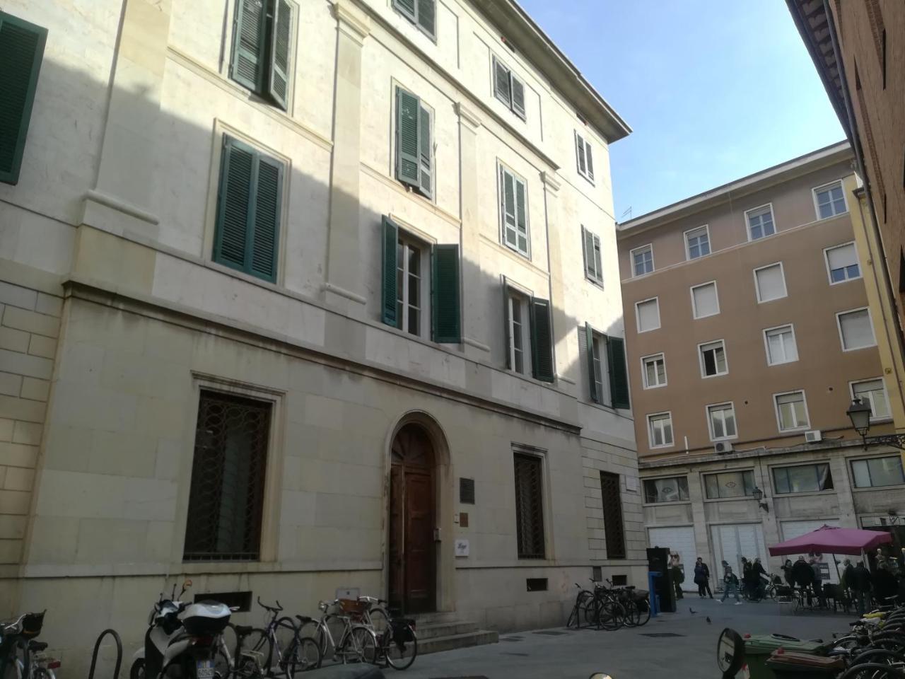 Bed and Breakfast Le Logge Pisa Exterior foto